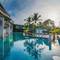 Отель Holiday Ao Nang Beach Resort, Krabi