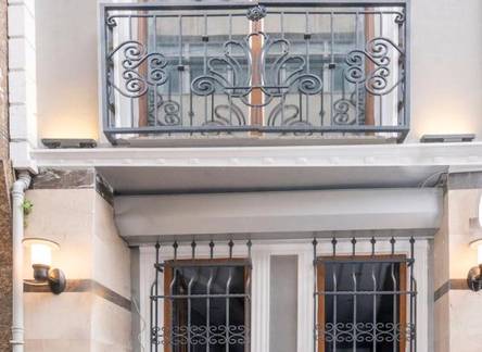 Отель Taxim Sunpera Suites
