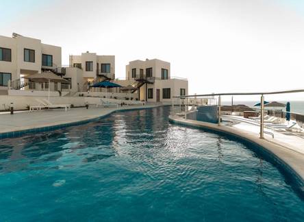 Отель Diamond Palm Hotel & Resort