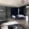 Отель 216 Hill Suites