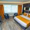 Отель 216 Silver Suite