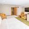 Отель Quinnova Hotel