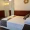 Отель Zulu Hotel