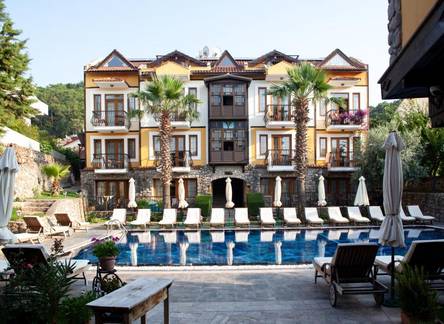 Отель The Olive Tree Studios