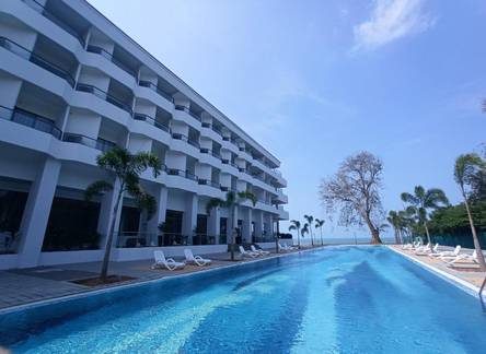 Отель Pacific Regency Beach Resort, Port Dickson
