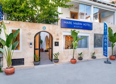 Отель Mare Marin Hotel & Suites