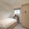 Отель Nest by Hawks Hotels Kamadhoo Baa Atoll