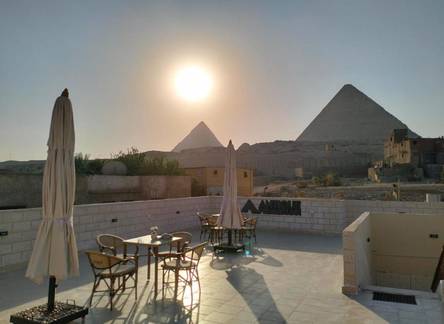 Отель Antique Pyramids Inn