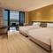 Отель DoubleTree Resort by Hilton Hainan Xinglong Lakeside