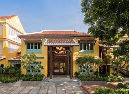 Отель The Signature Hoi An