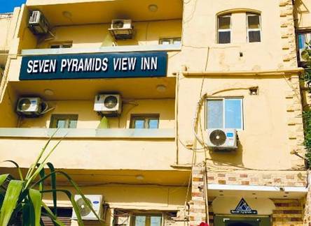 Отель Seven Pyramids Inn