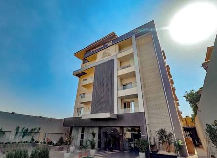 Отель Pyramids Oasis Hotel