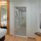 Отель Parkside Boutique Serviced Apartments