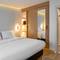 Отель Parkside Boutique Serviced Apartments