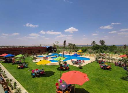 Отель Tunis Pyramids Hotel