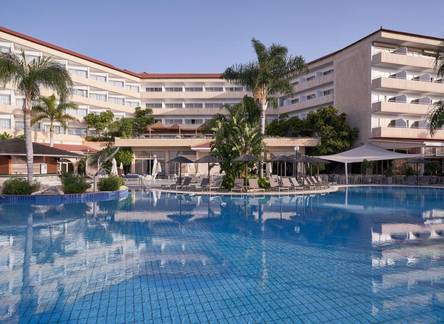 Отель Atlantica Bay
