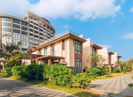Отель Cam Ranh Mystery Villa & Resort