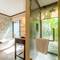 Отель Ahoy Hoi An Boutique Resort & Spa