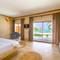 Отель Safaya Luxury Villas