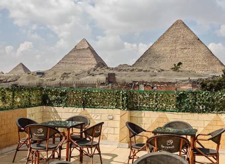 Отель Hur Pyramids Inn