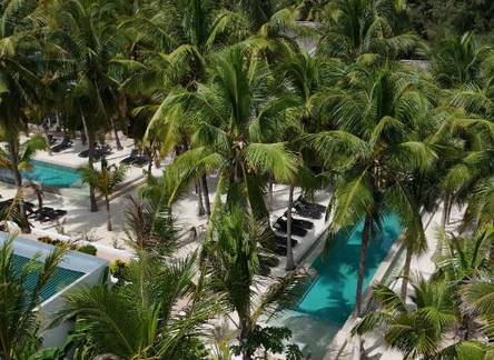 Отель The Oasis Residence