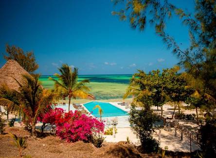 Отель 1Zi Beachfront Resort