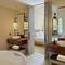 Отель THE BARAI HUA HIN - The Unbound Collection by Hyatt