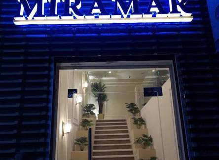 Отель Miramar Downtown Hotel