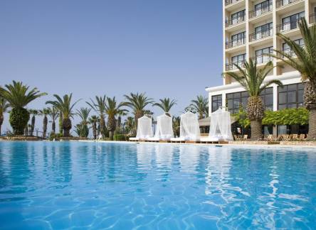 Отель Sandy Beach
