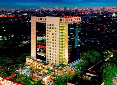 Отель Ibis Jakarta Slipi