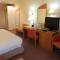 Отель Golden Tulip Seeb
