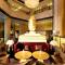 Отель Guang Dong Hotel, Shanghai