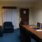Отель Embassy Suites