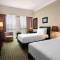 Отель Grand Copthorne Waterfront