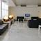 Отель Vip Suites Do Marques